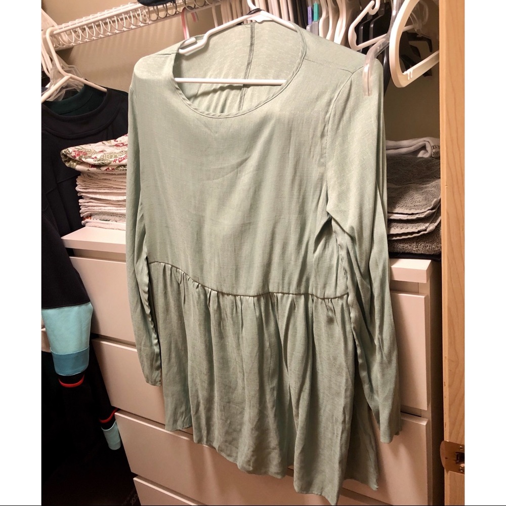 Light Green Long-Sleeved Peplum sz 1XL